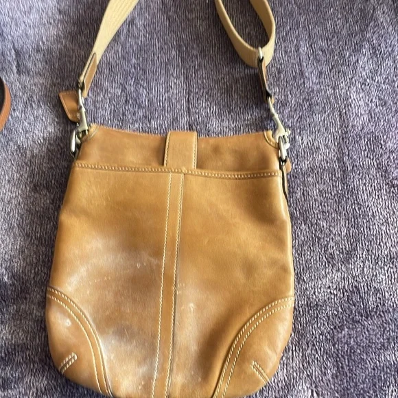 Vintage Coach Crossbody bag - Picture 2 of 6